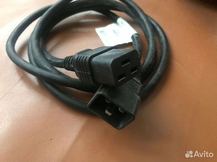 Кабель питания c13