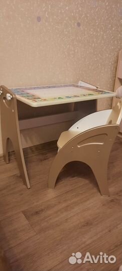 Продам детский столик трансформер