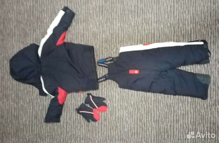 Зимний комбинезон и варежки Chicco, р-р 98