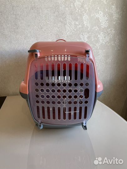 Переноска для животных пластиковая