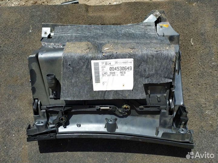 Бардачок skoda superb 2008 года