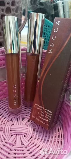 Becca Mahogany консилер стойкий