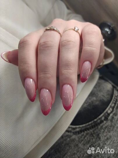 Маникюр и педикюр