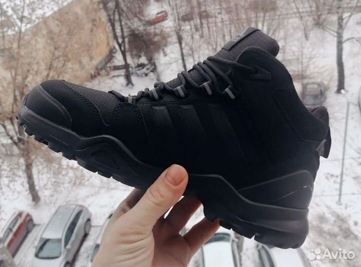 Кроссовки adidas terrex зима