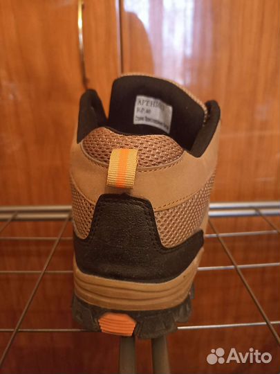 Трекинговые ботинки женские 40