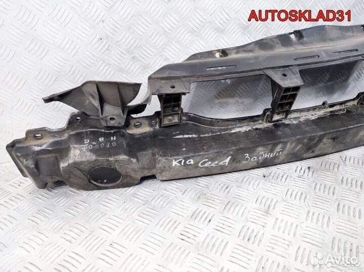 Усилитель заднего бампера Kia Ceed 866311H100