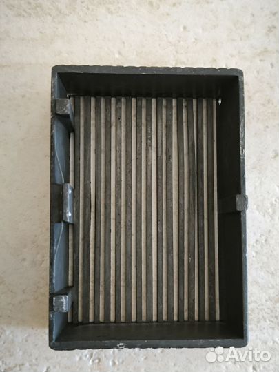 Решетка радиатора 98x67x27 от кинооборудования