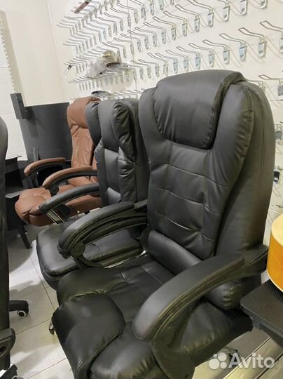 Компьютерное офисное кресло