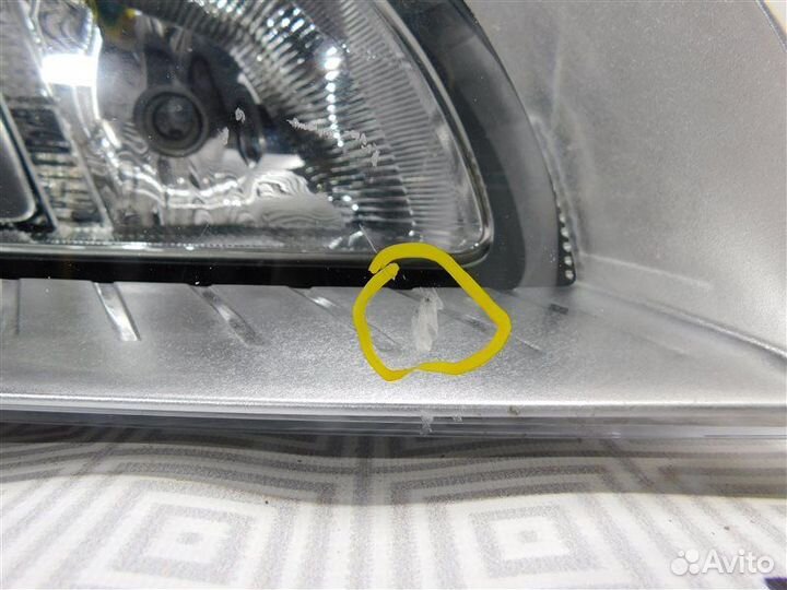 Фара правая Volvo V70