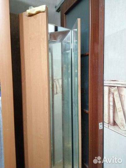 Зеркальный трельяж настенный