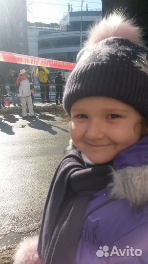 Продам шапочку и шарфик для девочки