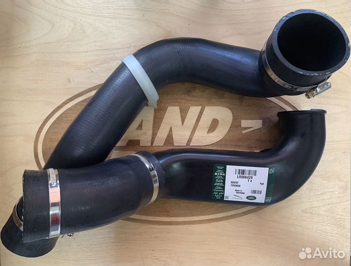 Патрубки LR066429