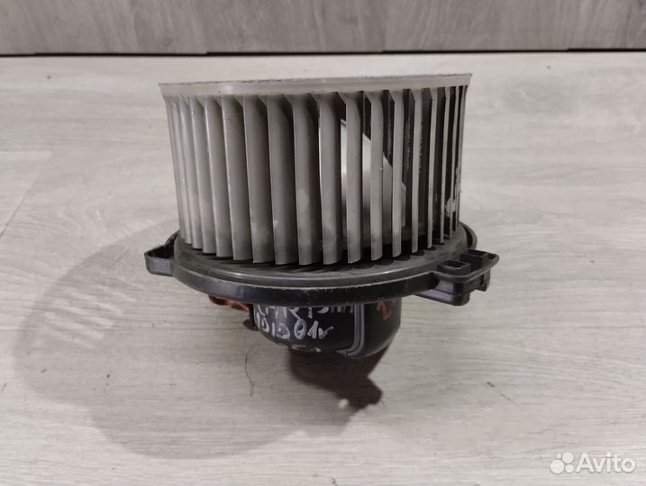 Моторчик печки mitsubishi carisma