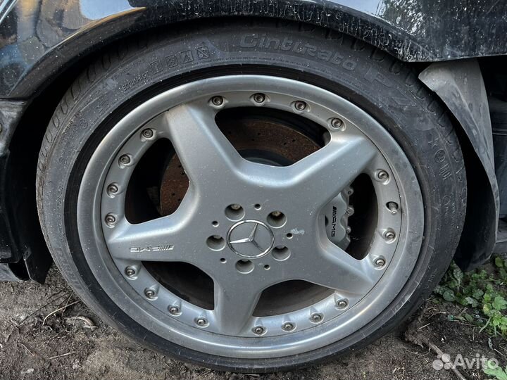 Колеса AMG R19 разношиоокие