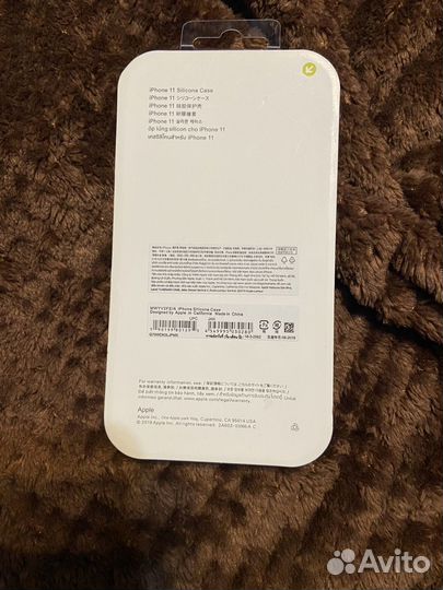 Чехол на iPhone 11