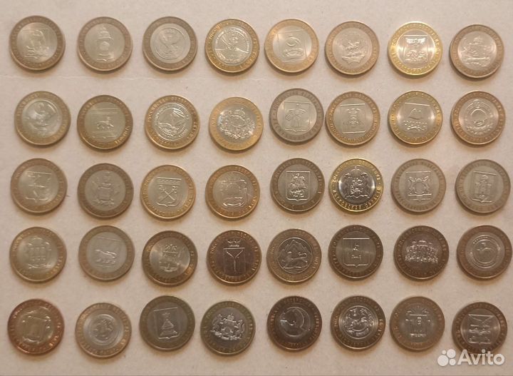 Биметаллические юбилейные монеты. 40 штук