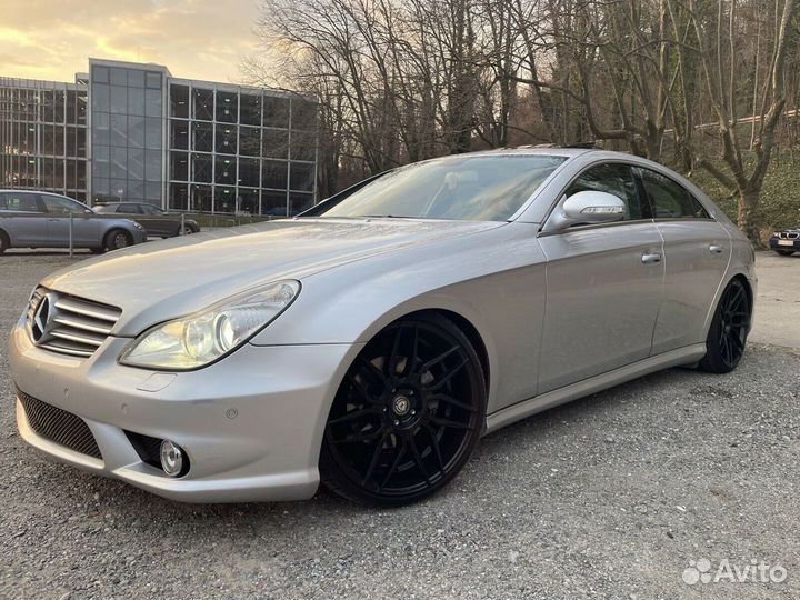 Радиатор от mercedes CLS C219 2004-2010