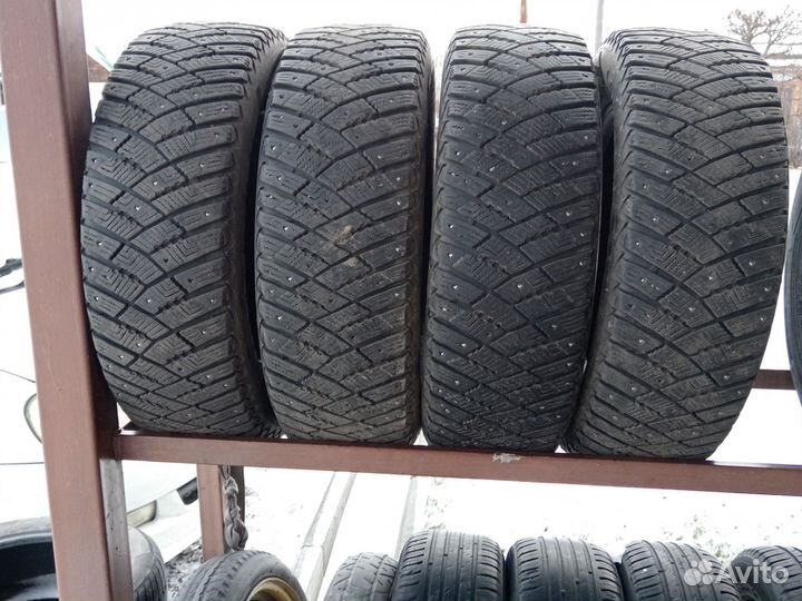 Goodyear Cargo Ultra Grip 215/65 R16