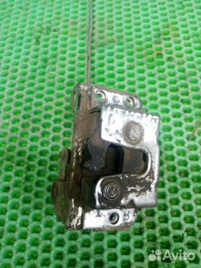 Замок двери передний правый Daewoo Nexia A15SMS
