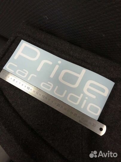 Наклейки для авто