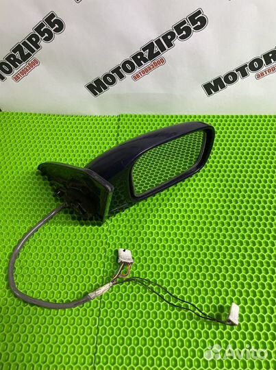 Зеркало правое nissan wingroad y10