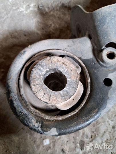 Подрамник передний Audi A6 C6