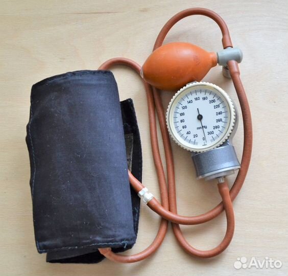 Тонометр