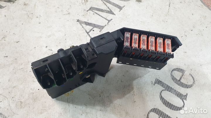 Блок силовых предохранителей Mercedes E-Class W211