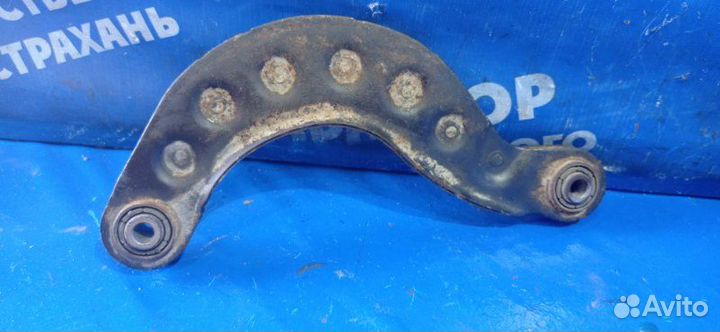 Рычаг подвески верхний Ford Focus 3 седан iqdb