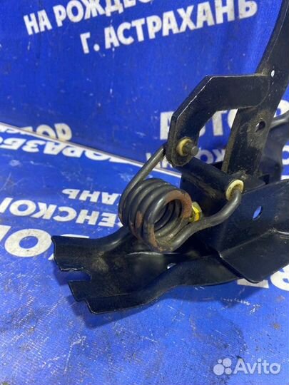 Педаль тормоза Lifan Solano седан LF481Q3 2012