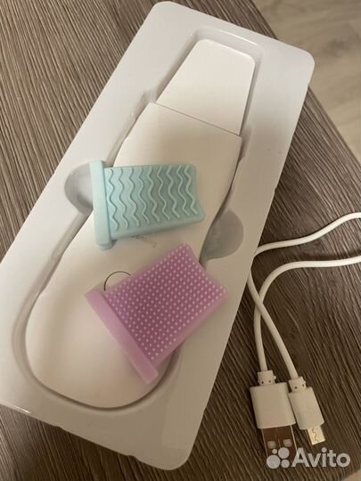 Аппарат для ультразвуковой чистки лица