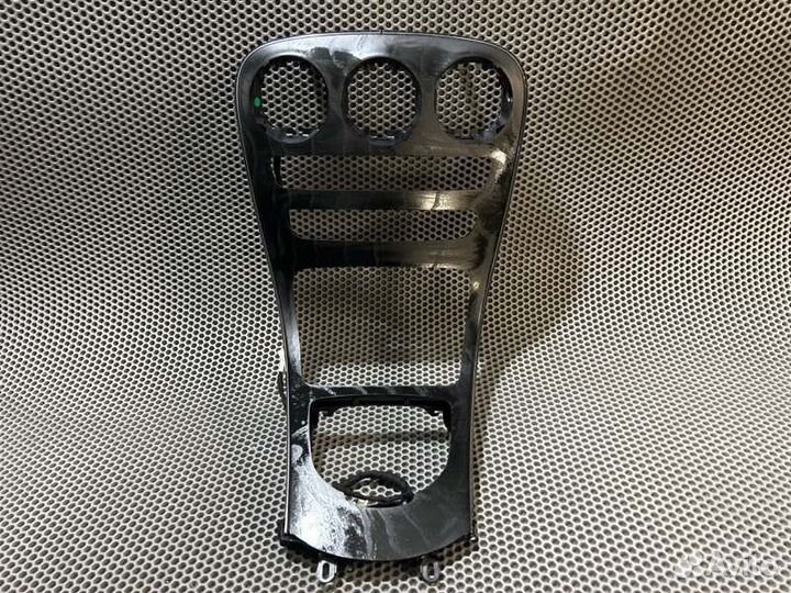 Накладка декоративная Mercedes-Benz Glc-Class X253