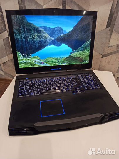 Alienware M17x-R2