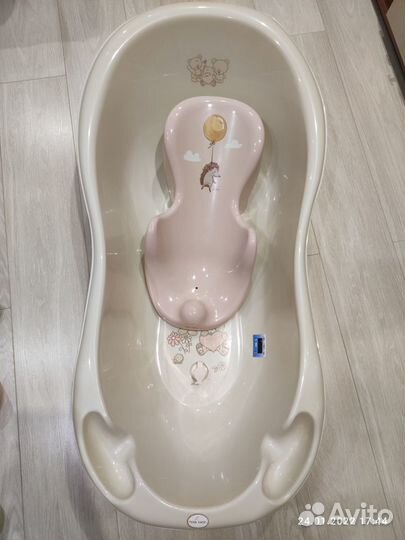 Ванночка для купания с горкой