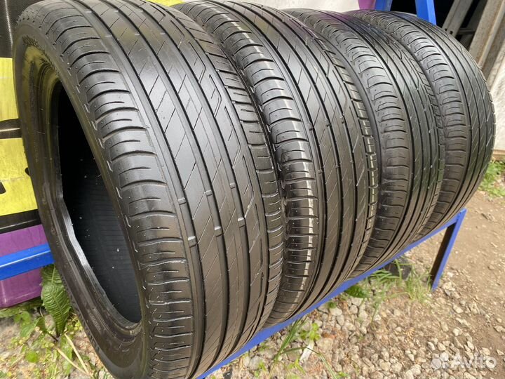 Bridgestone Turanza T001 225/55 R17