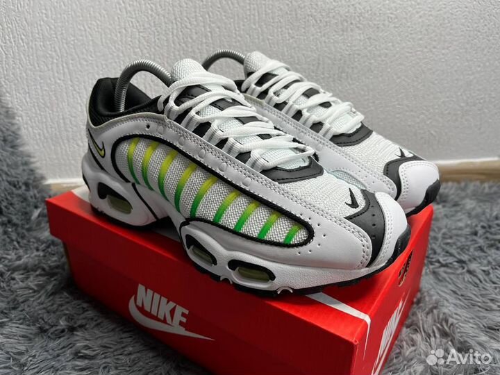 Кроссовки мужские Nike air max tailwind 4 зеленые