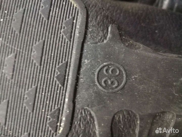 Лыжные ботинки