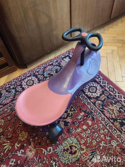 Машинка каталка для детей бибикар (толокар машина)