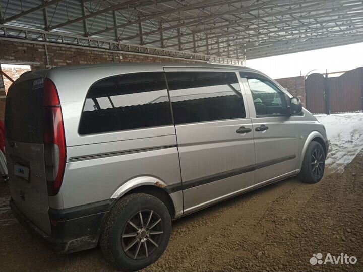 Mercedes-Benz Vito цельнометаллический, 2004