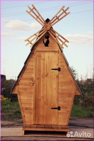 Дачный туалет с кошкой CNM