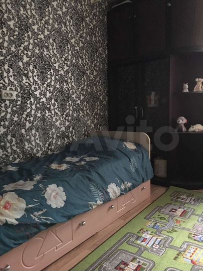 Комната 10,8 м² в 1-к., 2/5 эт.