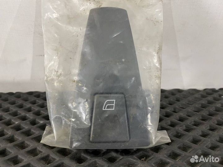 Кнопка стеклоподъемника двери Volvo FH4 22154240