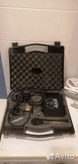 Радиомикрофон AKG-D 3800, Австрия, система