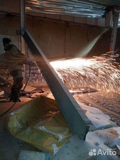 Услуги газорезчика Резка металла Демонтаж