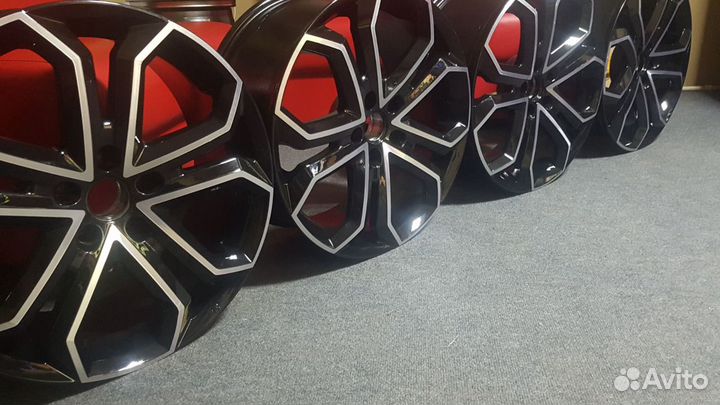 Диски R19.новые.номер23.Можно померить на тигуан