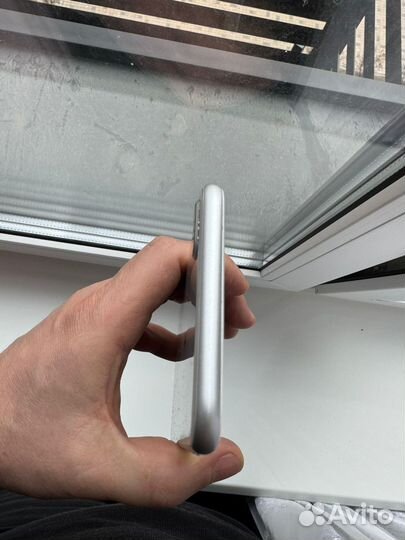 iPhone 8 Plus, 64 ГБ