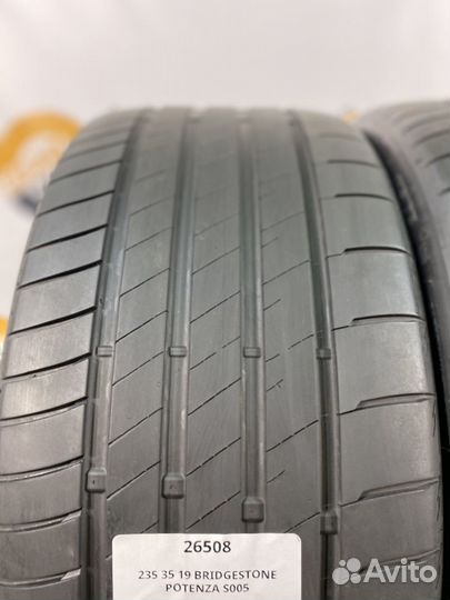 Bridgestone Potenza S005 235/35 R19 98Y