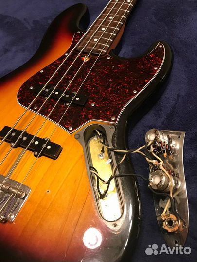 Бас гитара Fender avri '62 Jazz Bass