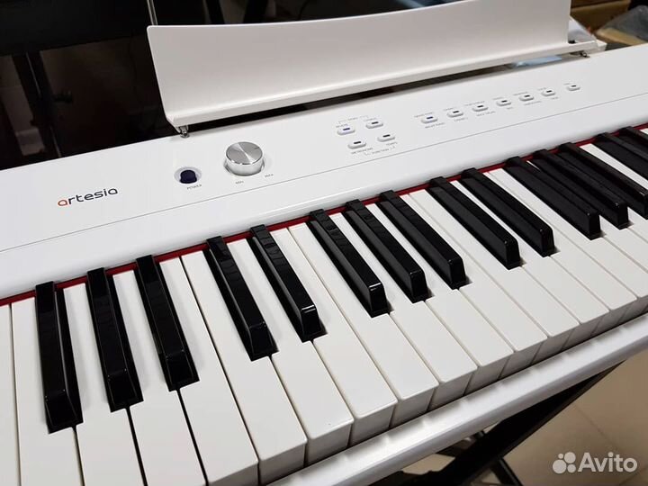 Цифровое пианино + Аксессуары