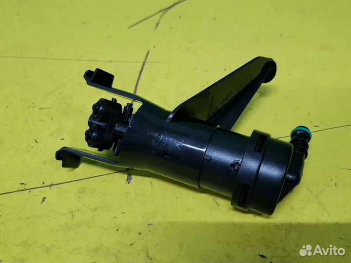 Омыватель фары Nissan Tiida C11 28641EM30A